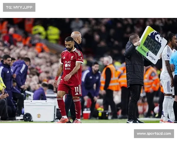 阿贾克斯欧冠五连败，赛季陷入低谷